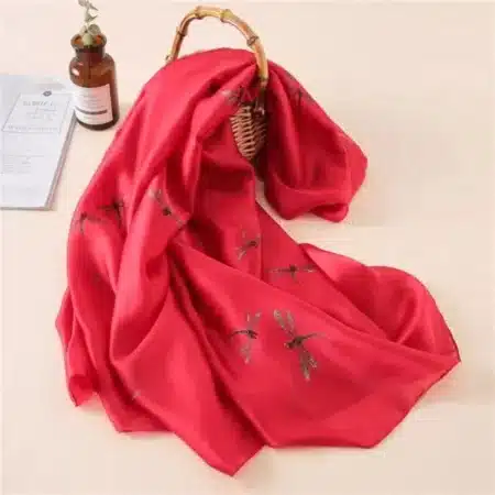 Grand foulard Libellule rouge de satin