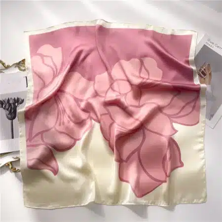 foulard fleur rose pale bandana ciel pour ceinture de sac tour de cou